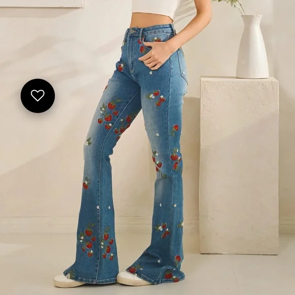 Oli & Hali STRAWBERRY EMBROIDERED DENIM PANTS - Picture 3 of 6